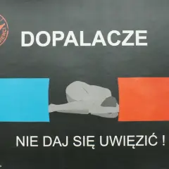 Plakat o dopalaczach: Jak stworzyć, by naprawdę ostrzegał?